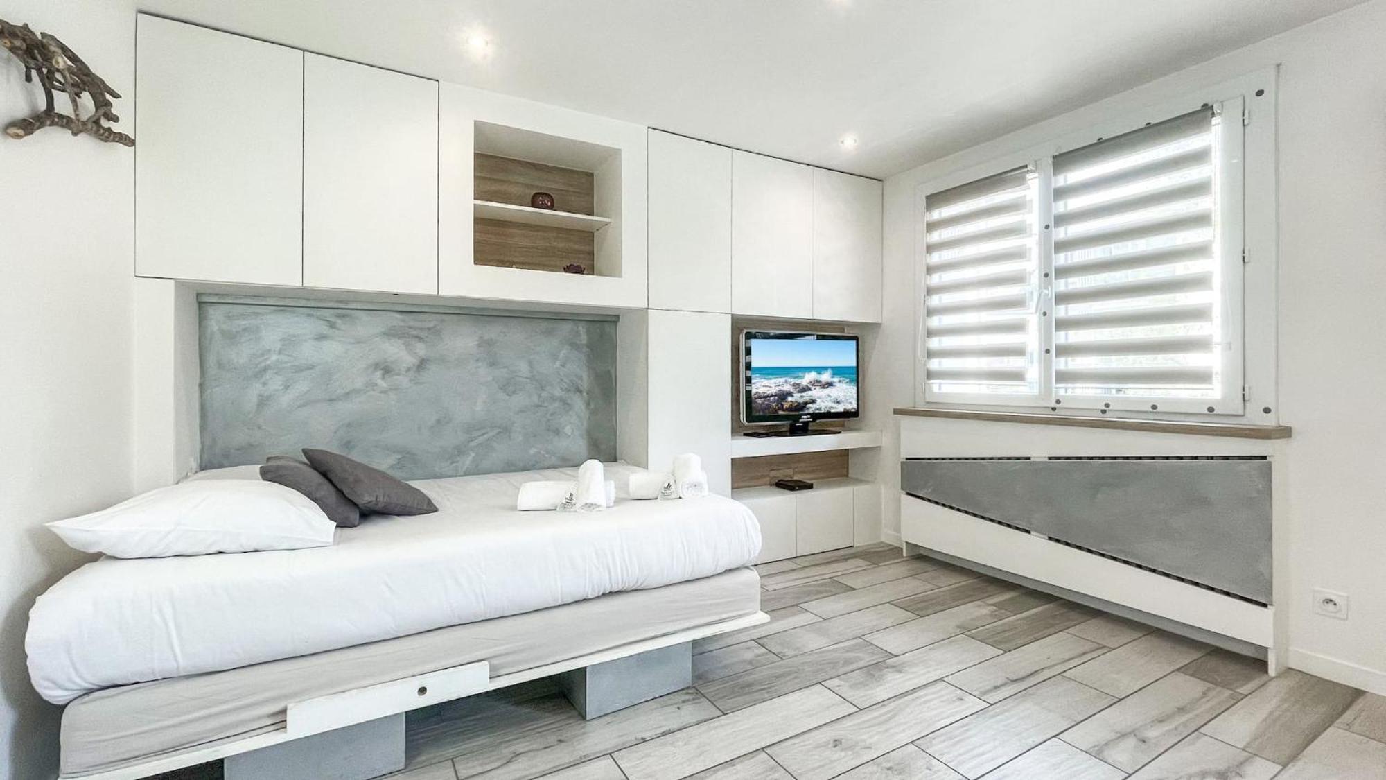 Homey Tidy - New / Proche Centre Annecy / Parking Gratuit / Logement Entierement Equipe Exteriör bild