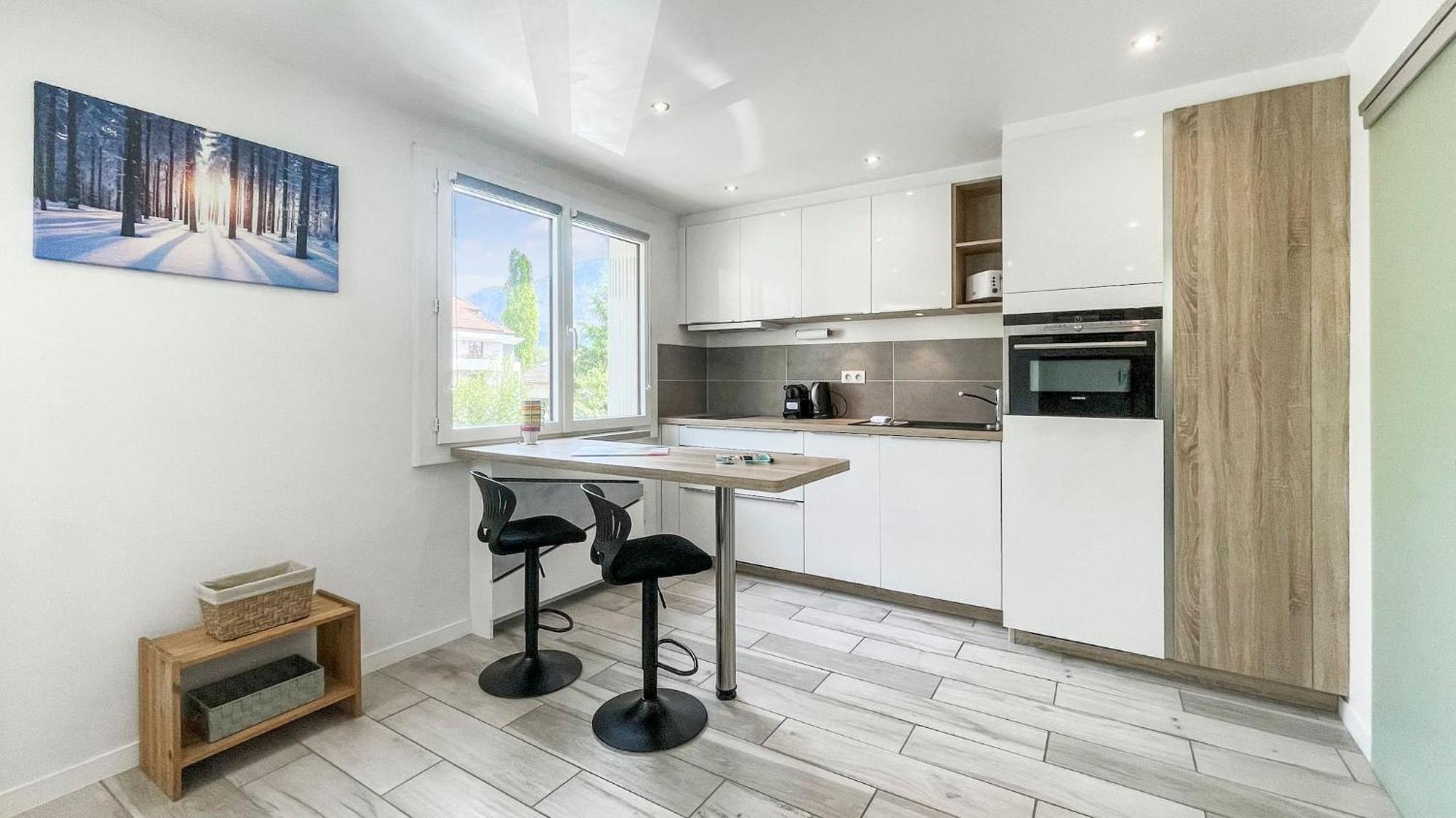 Homey Tidy - New / Proche Centre Annecy / Parking Gratuit / Logement Entierement Equipe Exteriör bild