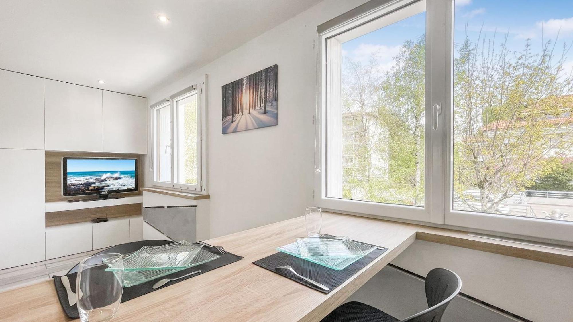 Homey Tidy - New / Proche Centre Annecy / Parking Gratuit / Logement Entierement Equipe Exteriör bild