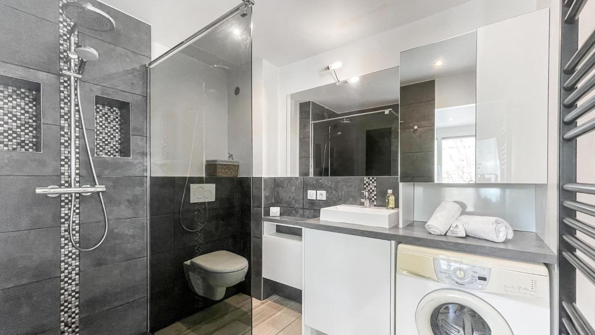 Homey Tidy - New / Proche Centre Annecy / Parking Gratuit / Logement Entierement Equipe Exteriör bild